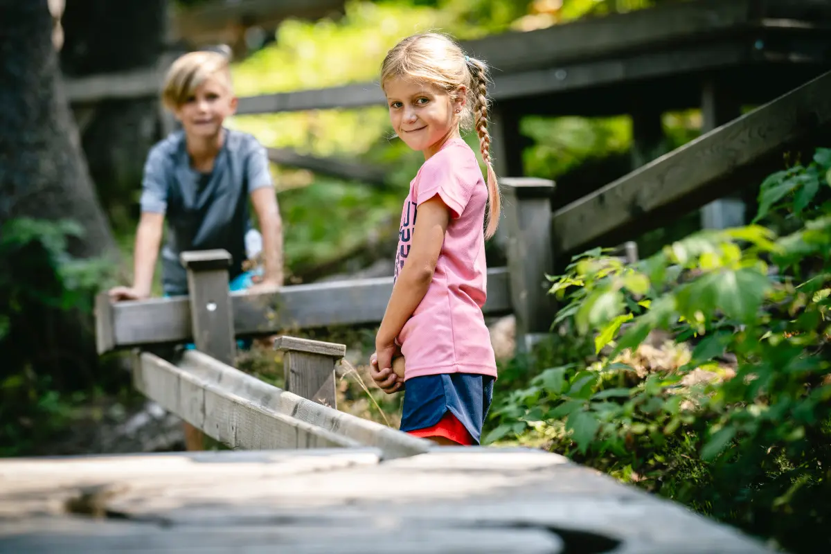 Ellmis Zauberwelt Ellmau — Waldspielplatz und Riesenrutsche