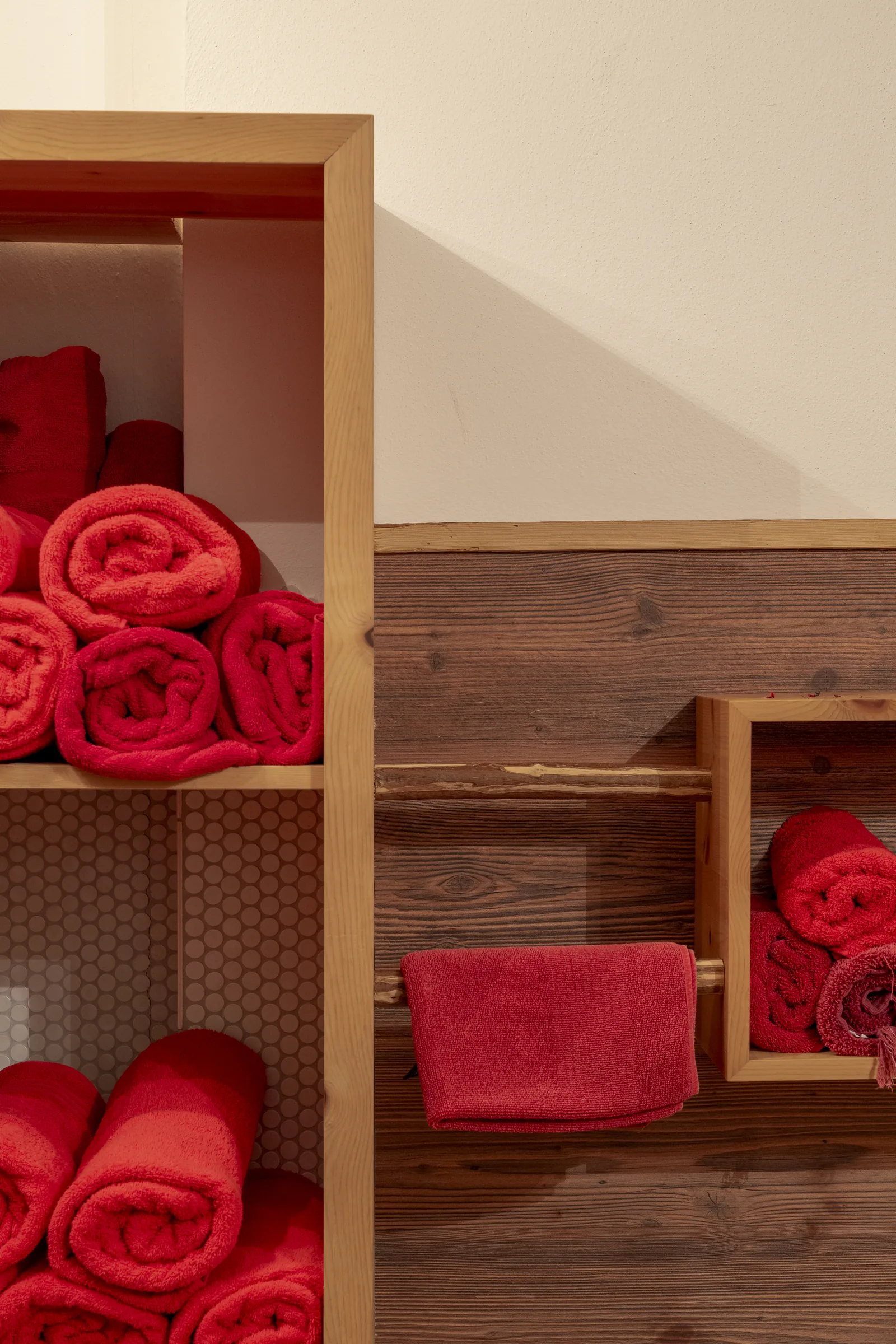 Towel rack in the wellness area at the Gafalhof in Going